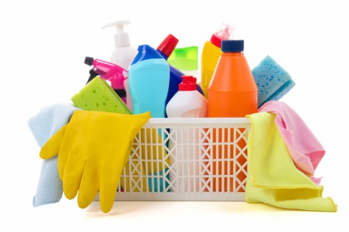Detailed kitchen and bathroom move-out cleaning in Kingstonuponthames