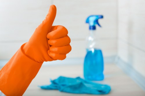 End of tenancy cleaning checklist for Kingstonuponthames tenants and landlords